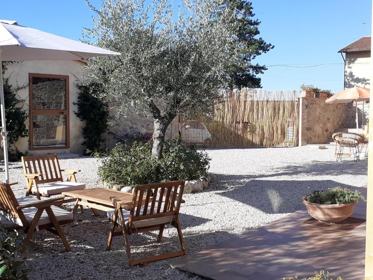 Casale Il Ventaglio Bed & Breakfast Ficulle Exterior photo