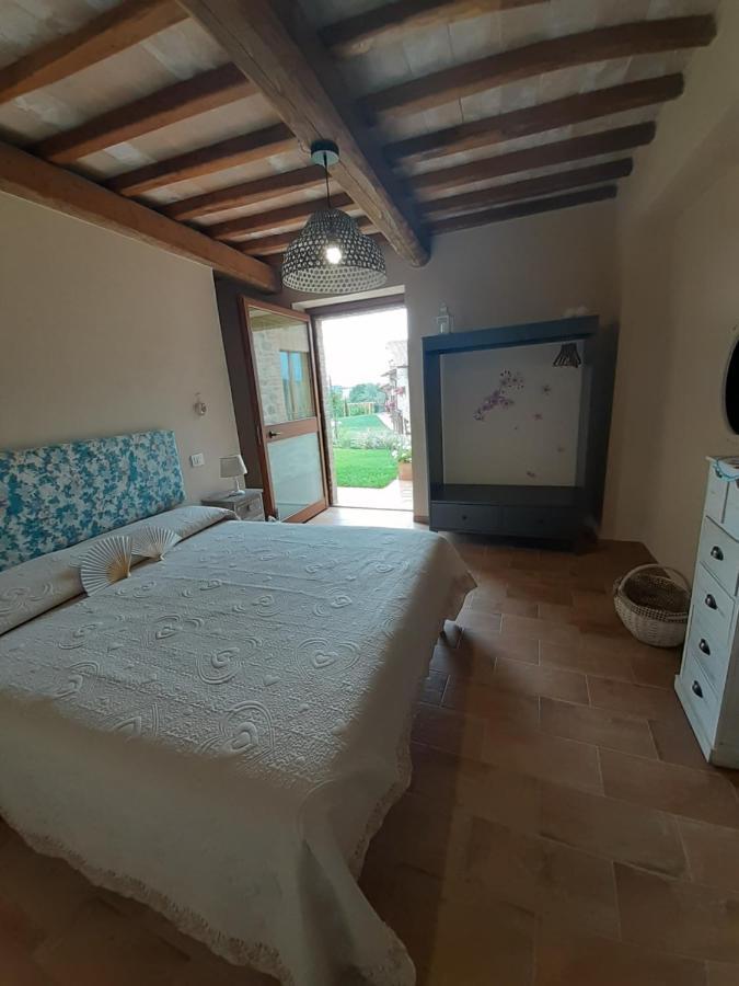 Casale Il Ventaglio Bed & Breakfast Ficulle Exterior photo